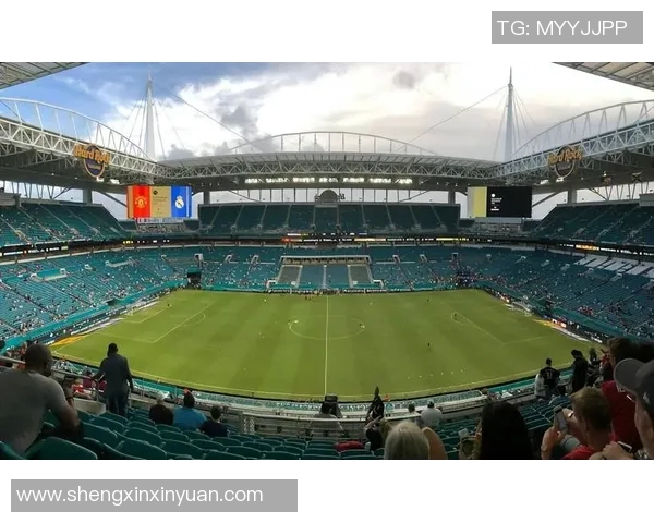 格林绿茵场上的璀璨人生追逐梦想的传奇足球篇章